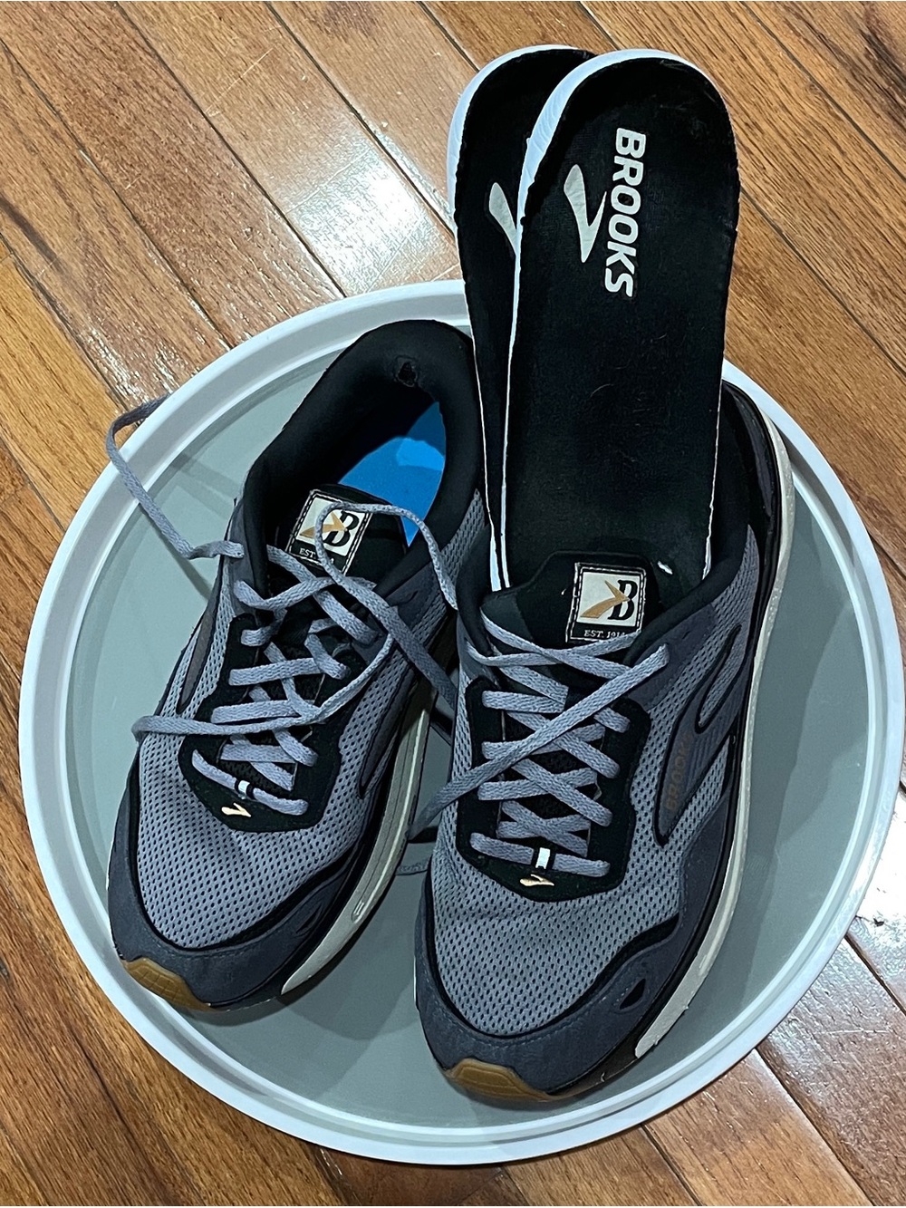 Brooks gray Athletic Shoes with Black Accents size 11